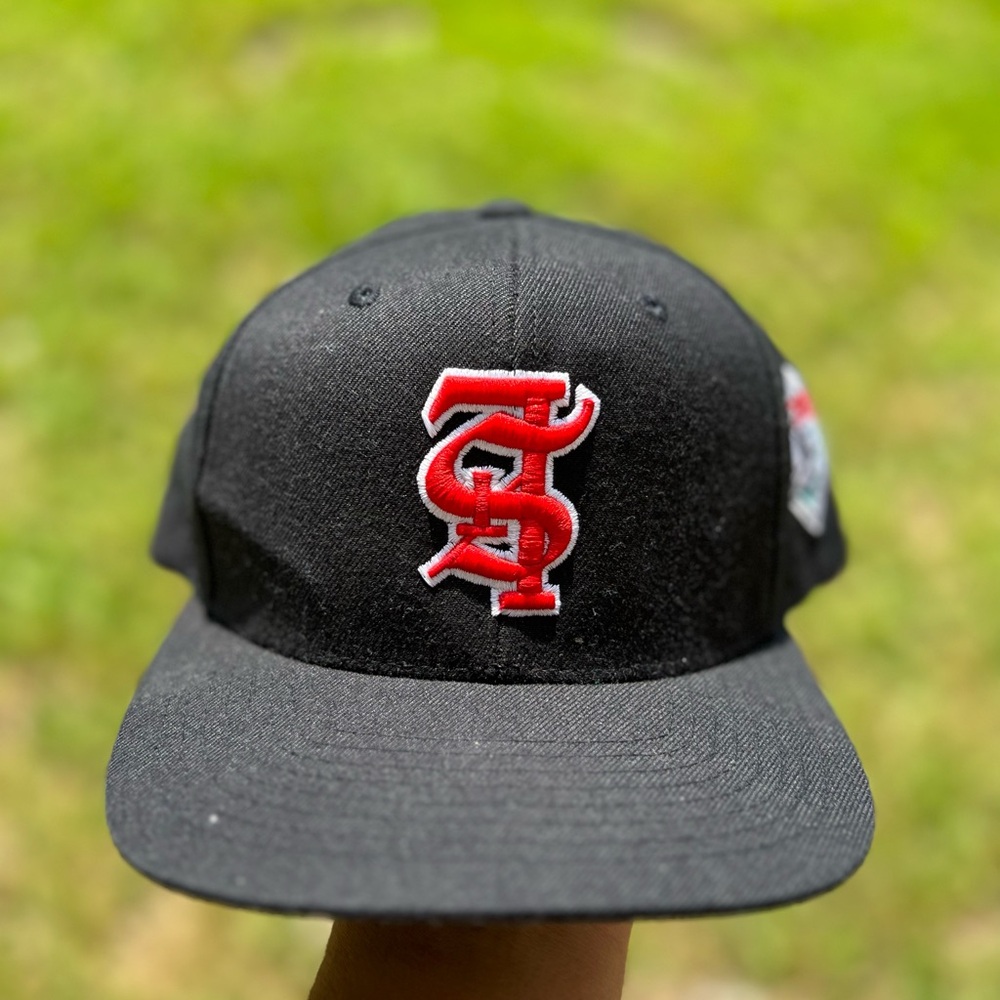 Killthehype St Louise snap back